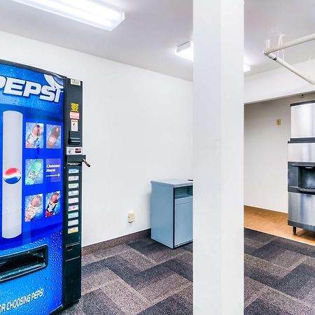 Motel 6 Нормал Екстер'єр фото