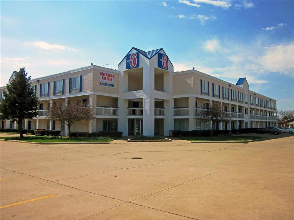 Motel 6 Нормал Екстер'єр фото